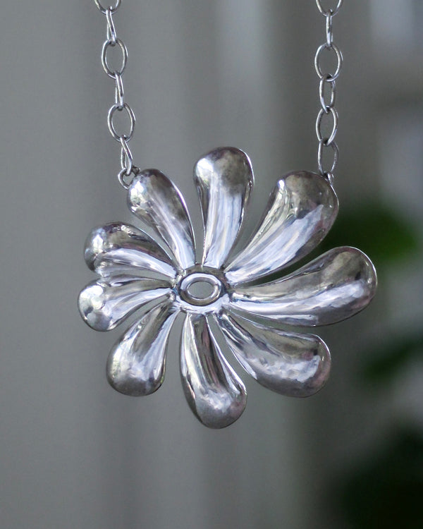 Moondaisy Necklace, Sterling Silver, 46mm